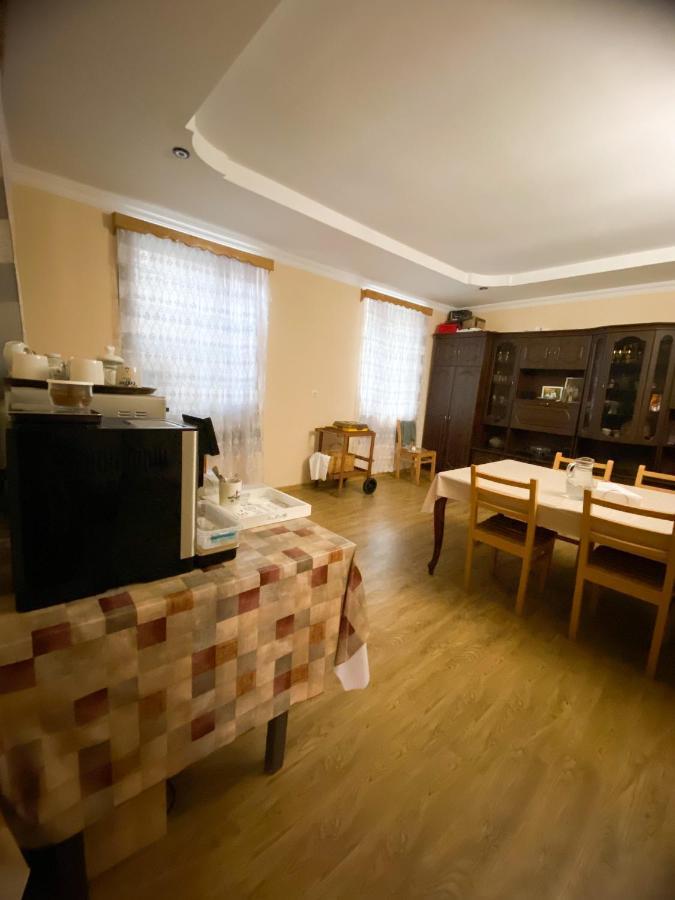 Guesthouse Ailama Ушгули Екстериор снимка